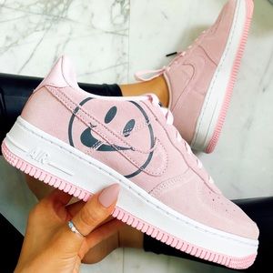 nike air force 1 lv8 2 gs smiley
